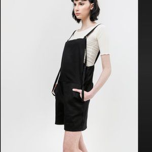 BASERANGE CANVAS SHORT STRAP OVERALLS - BLACK M